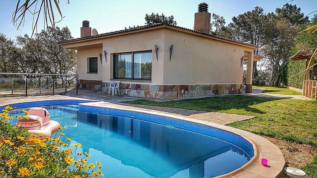 Villa Roselles Lloret de Mar Exterior foto