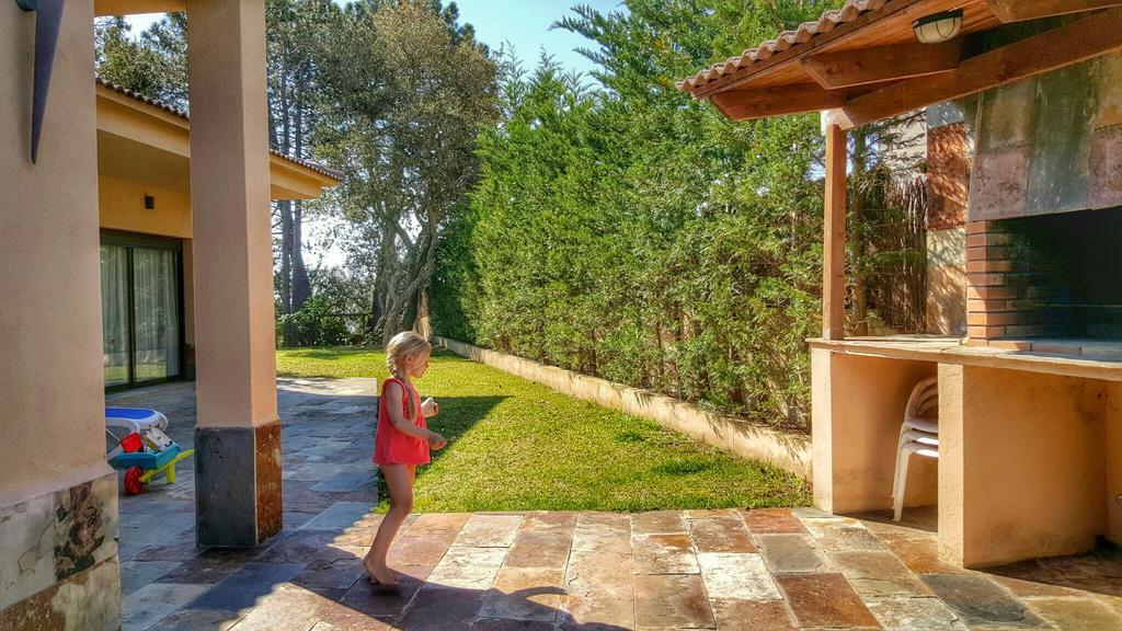 Villa Roselles Lloret de Mar Exterior foto